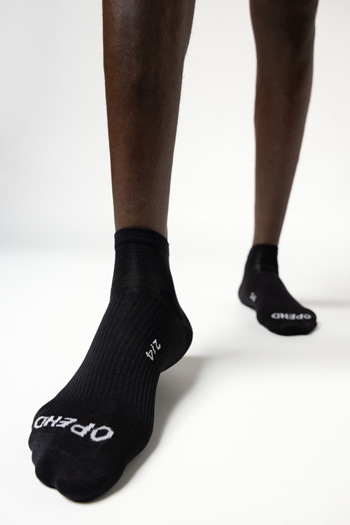 OPEND Socks 2/4 2.0 Black on Black- Sport Socken - 03